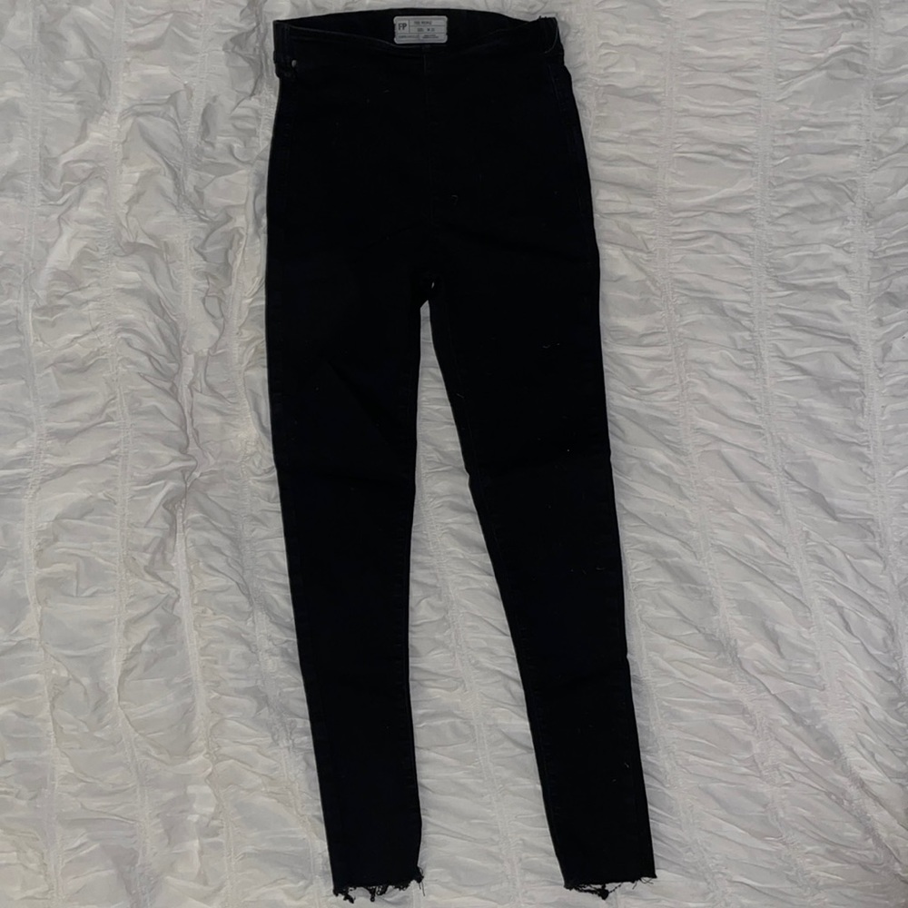 USED ONCE Free People Black High Rise Cropped Jeggings Size W25